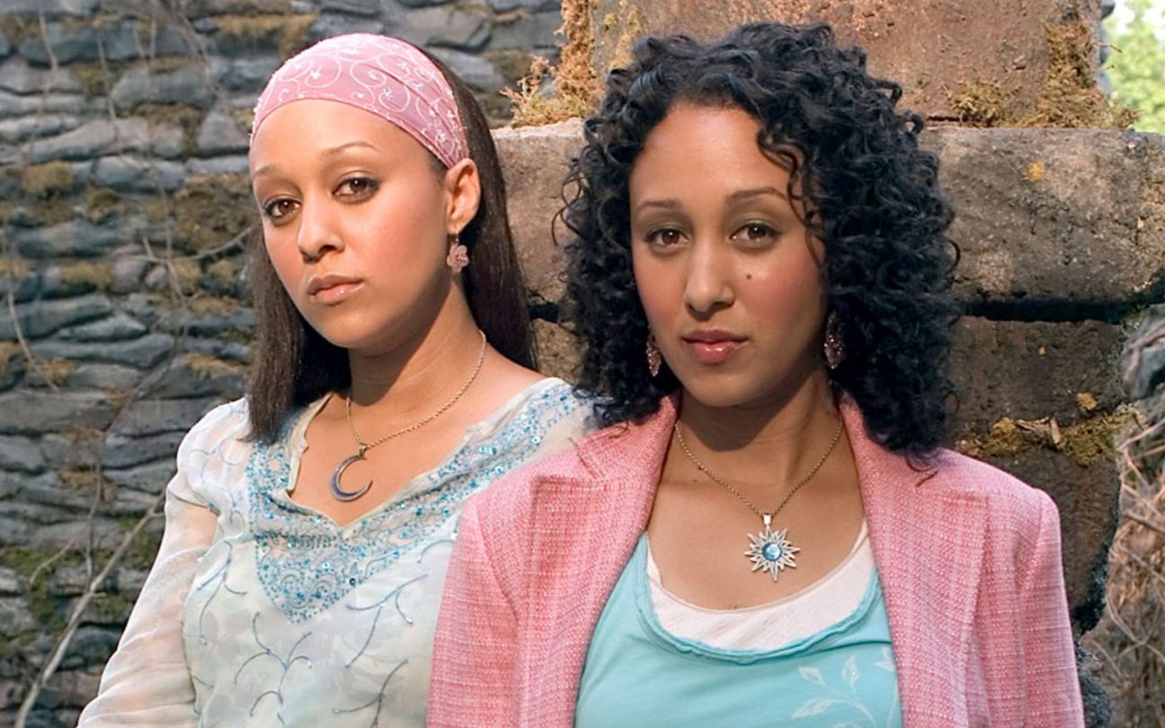 Twitches: As Bruxinhas Gêmeas