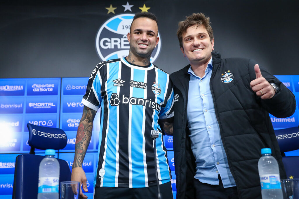 Luan jogou apenas 45 minutos desde o retorno - Divulgação/Grêmio FBPA