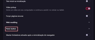 A opção do Panic button estará mais ou menos na metade da tela após avançar com a barra de rolagem.