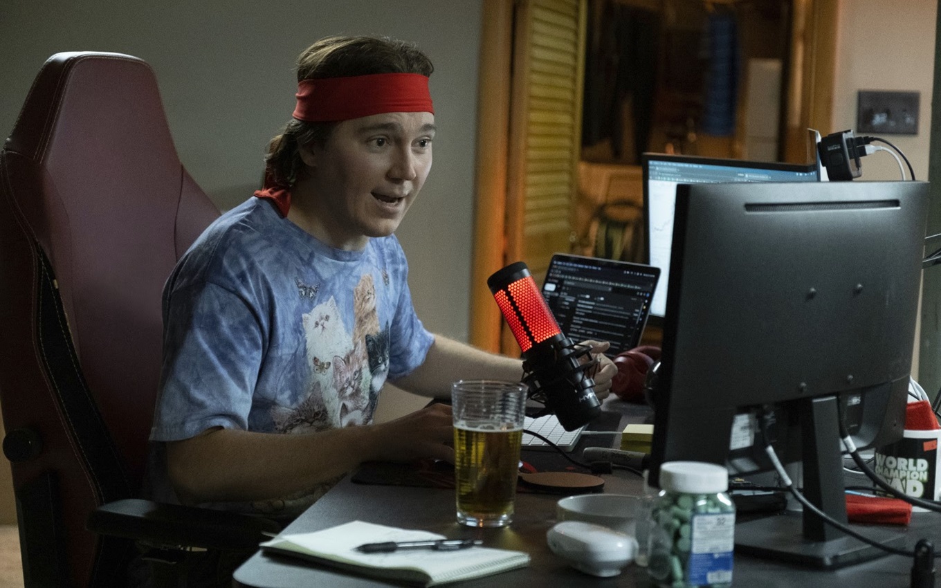 Paul Dano em cena de Dinheiro Fácil