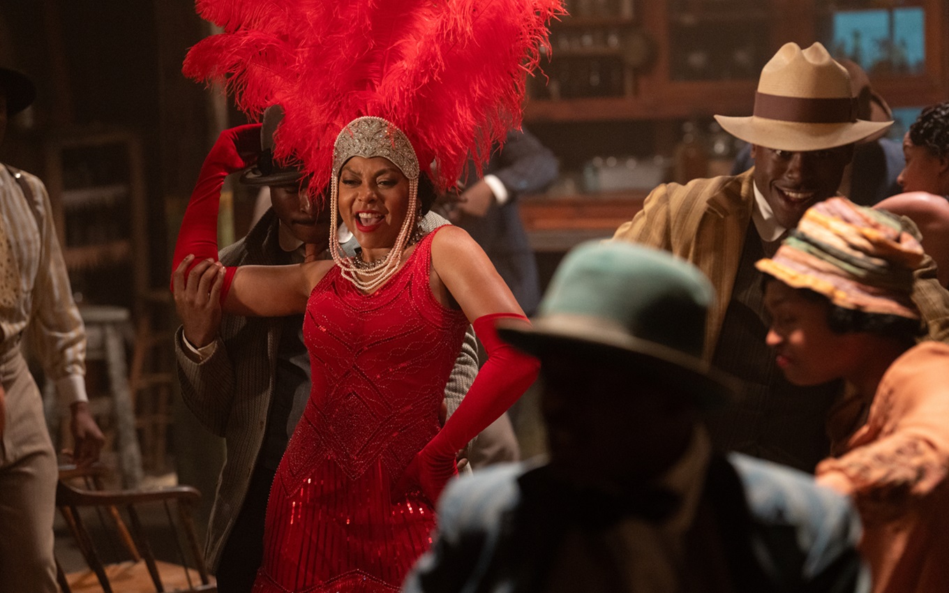 Taraji P. Henson em cena de A Cor Púrpura; uma das principais estreias de fevereiro